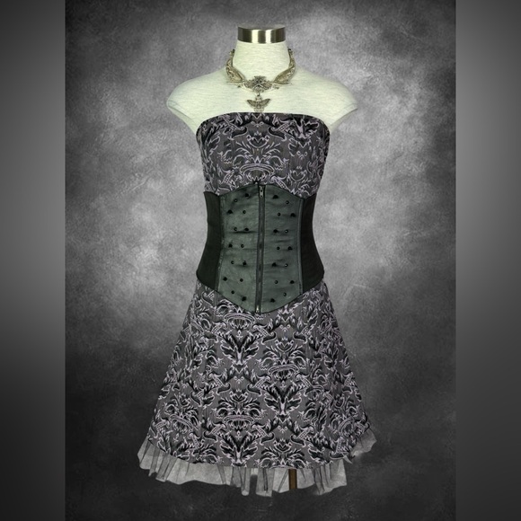 Tripp NYC Corset Gothic Brocade Lavender Strapless Tulle Dress - Picture 8 of 8